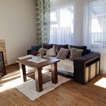 Apartament Deja Vu-Bieszczady Ustrzyki Dolne Eksteriør bilde