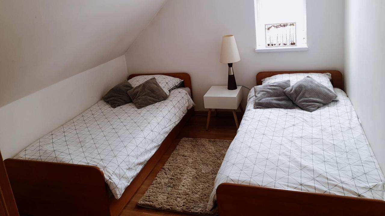 Apartament Deja Vu-Bieszczady Ustrzyki Dolne Eksteriør bilde